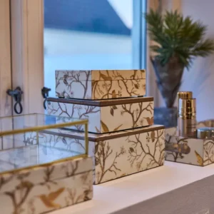 Miljøbillede 1 kasse med låg 17x12x5 cm.