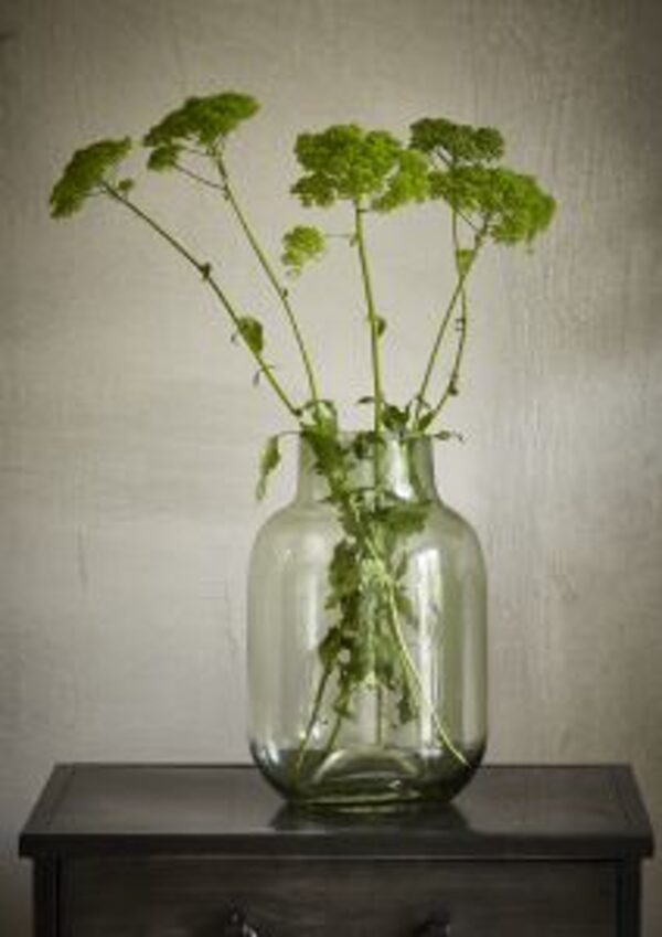 Miljøbillede stor grå vase